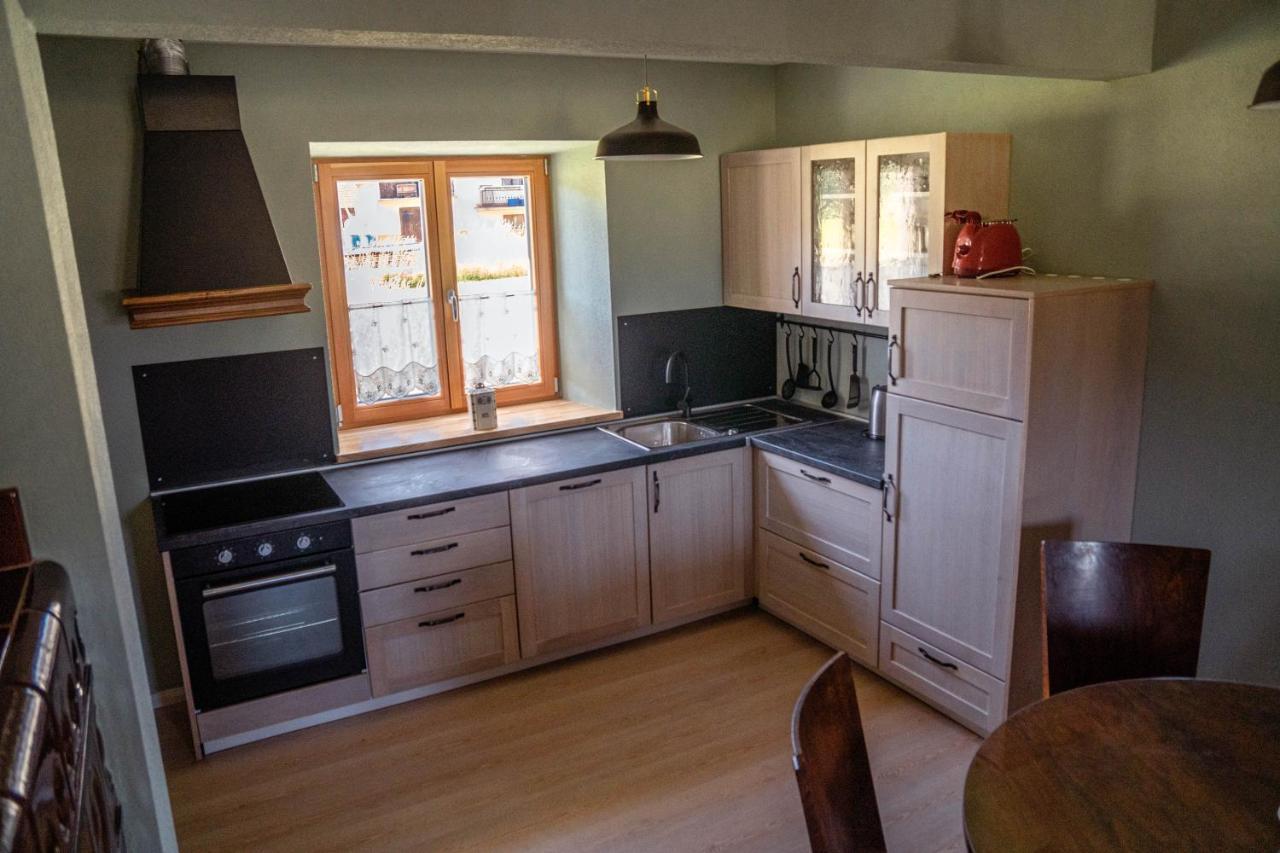 Holiday Home Loz Stari Trg pri Lozu Kültér fotó
